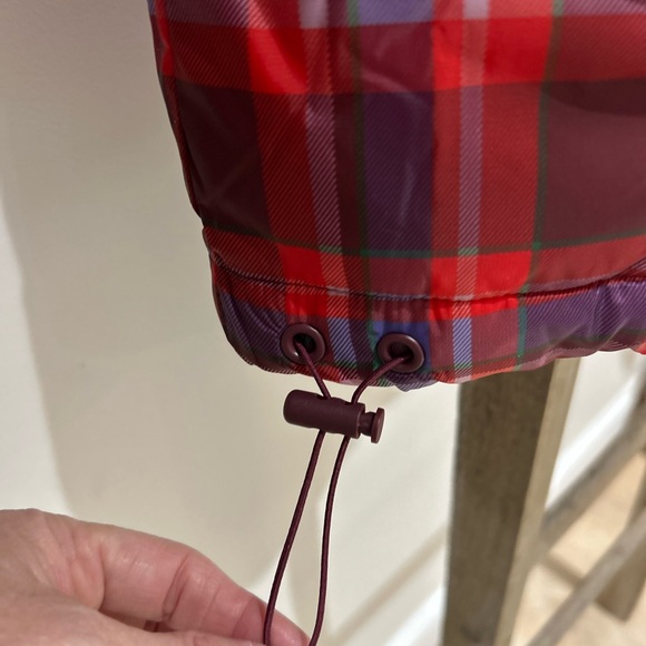 Free Assembly Short Puffer Jacket Red Plaid Full Zip Winter Women’s Size XXL - Picture 3 of 9